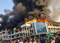 Bujumbura : deux grands centres commerciaux partis en fumée, près d’un millier de commerçants plongés dans le désarroi